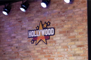 interieur van hollywood entertainment center rotterdam