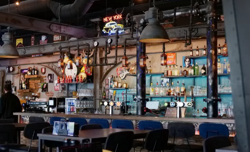 hollywood café bij hollywood entertainment center rotterdam